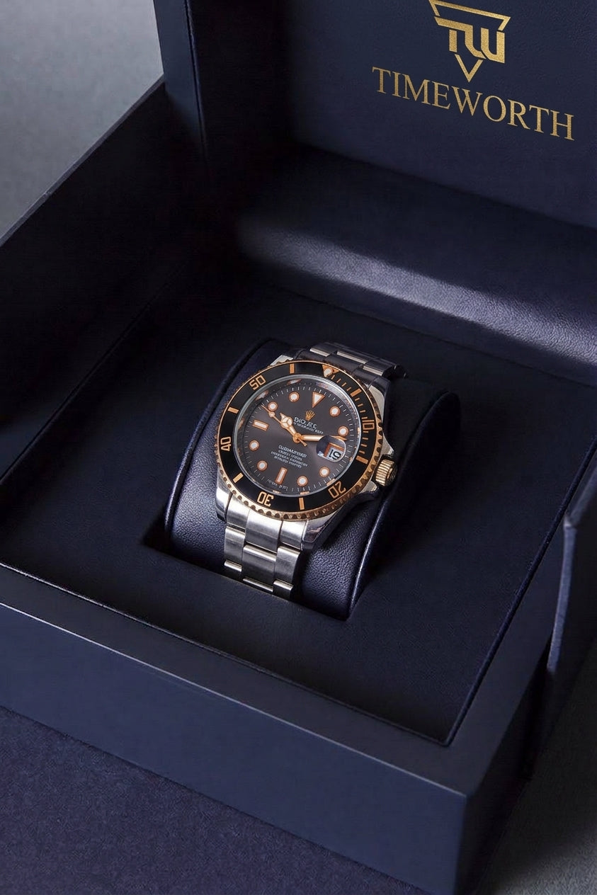 Men's Luxury Diver Style Watch with Date Display & Metal Bracelet