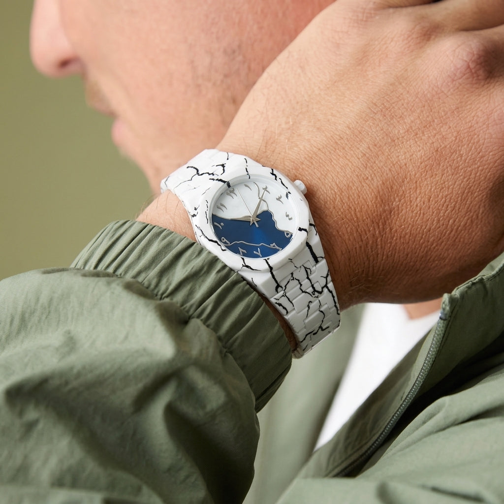 White Marble Arabic Dial Watch for Men & Women – Dual-Tone Quartz Wristwatch with Luxury Gift Box